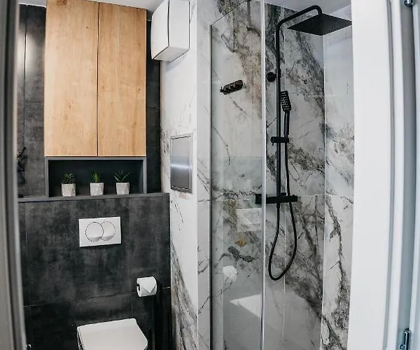 Ah Povazska Ii Apartman Kassa